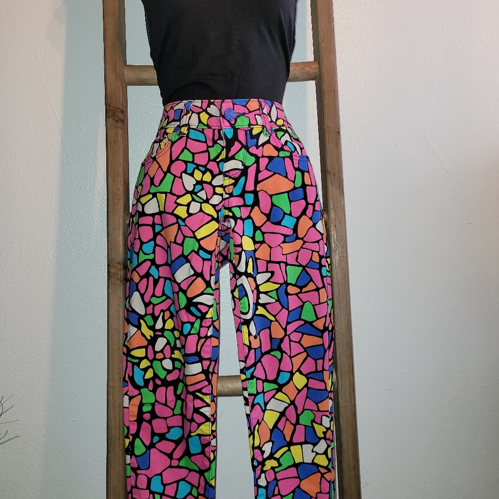 L AMOUR Nanette Lepore. Size 5. Multi color.